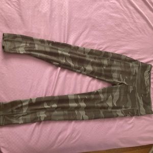 Camo womens leggings
